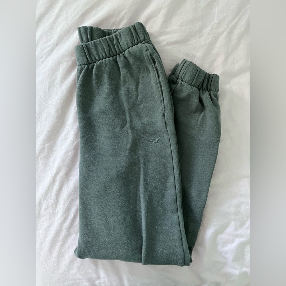 Dark Gray Hollister Sweatpants
